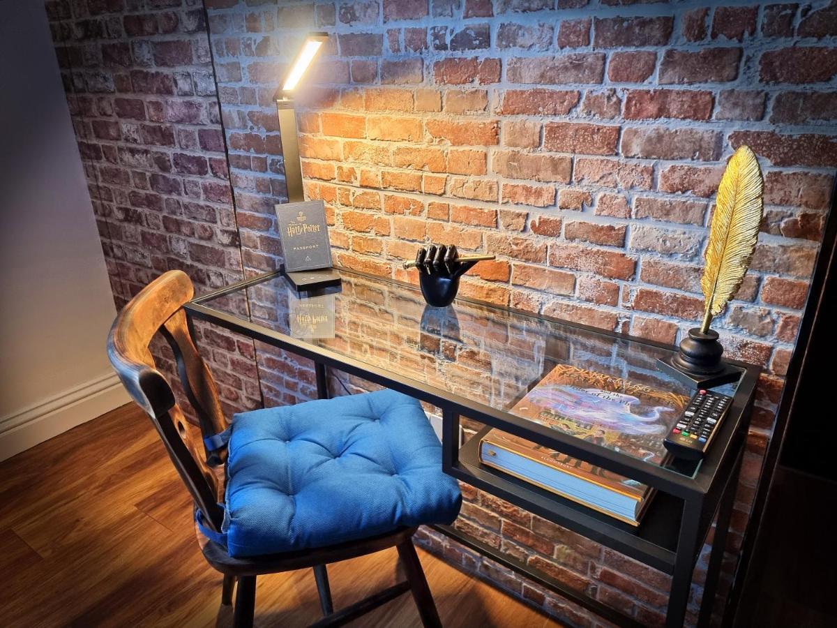 Ricky Road Guest House - Premium Watford  Extérieur photo