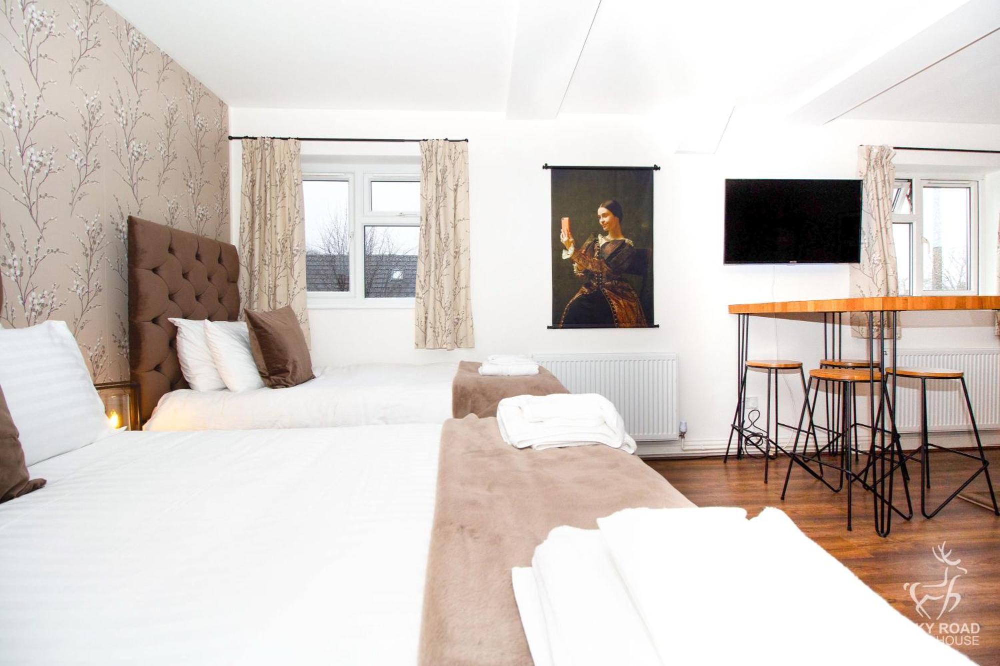 Ricky Road Guest House - Premium Watford  Extérieur photo
