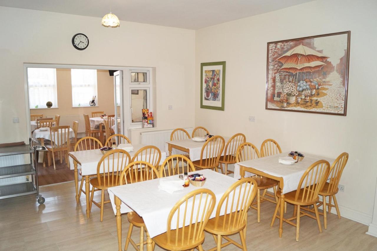 Ricky Road Guest House - Premium Watford  Extérieur photo